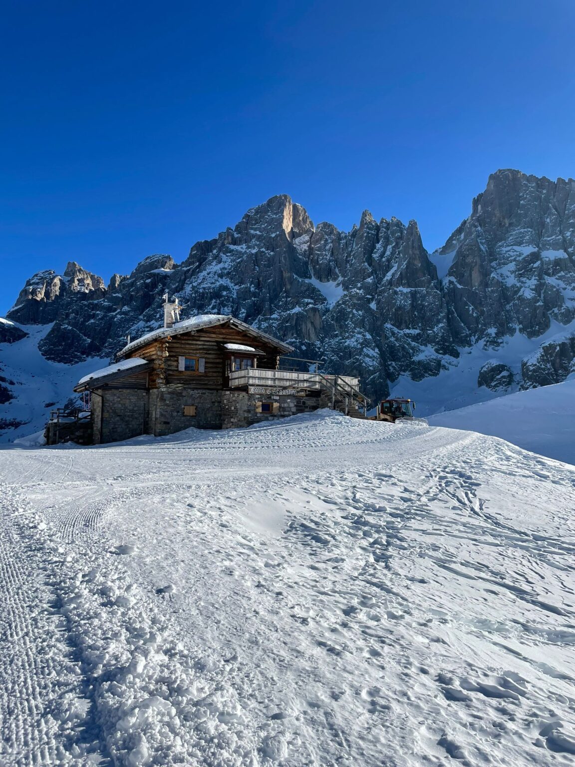 Baita Segantini - Passo Rolle - Trentino